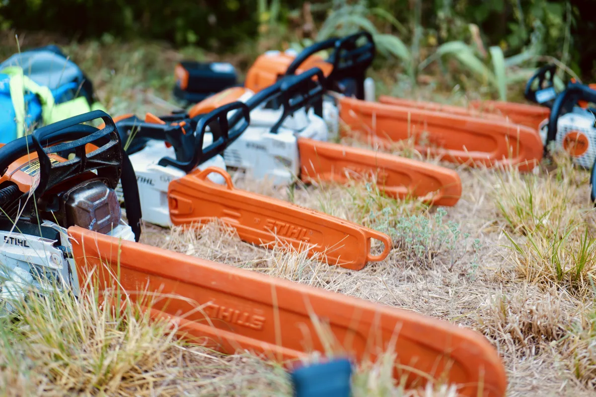 Parc de tronçonneuses Stihl professionnelles de Mik'Arbre Élagage à Millau